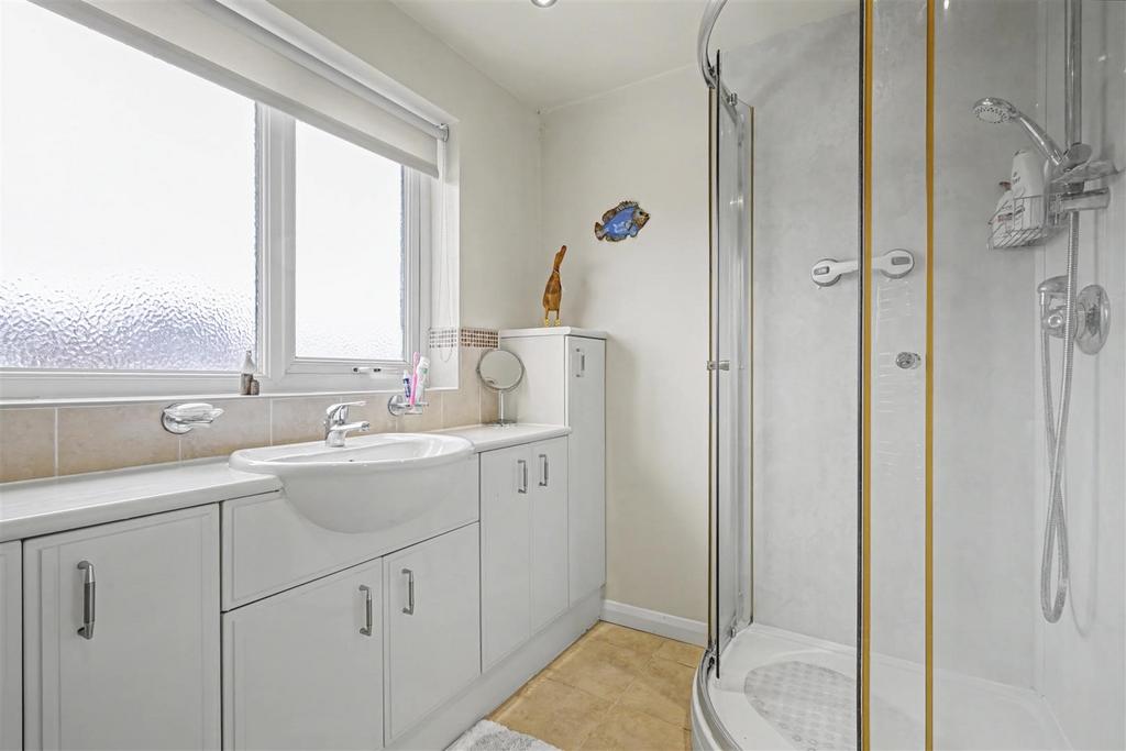 Shower Room.jpeg