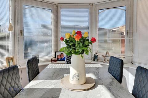 3 bedroom terraced house for sale, Fanshawe Walk, Crewe