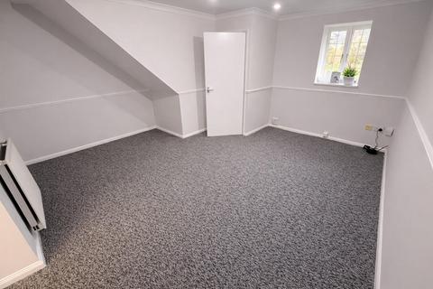 undefined, Ixworth Close, Northampton NN3