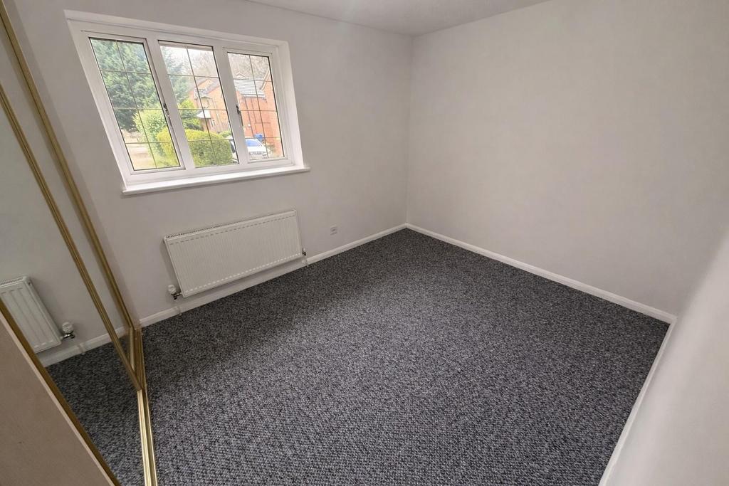 Bed1.jpg
