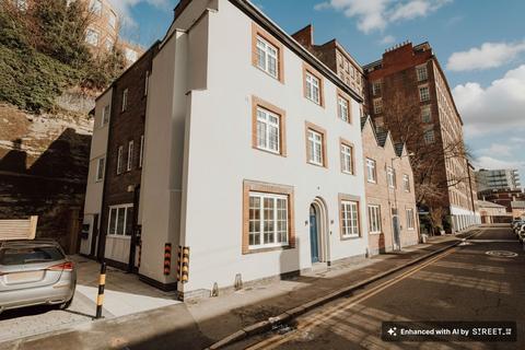 undefined, Cliff Road, Nottingham, NG1