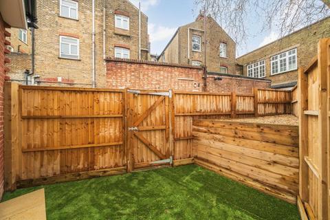 undefined, Berrymead Gardens, London W3