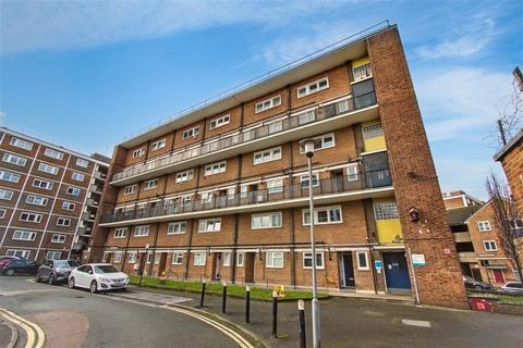 undefined, St. Saviours Estate, London