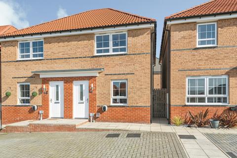 2 bedroom semi-detached house for sale, Windsor Road, Dewsbury