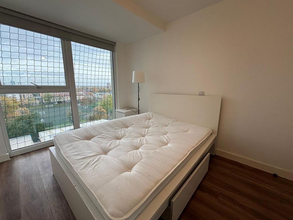 Bedroom .jpeg