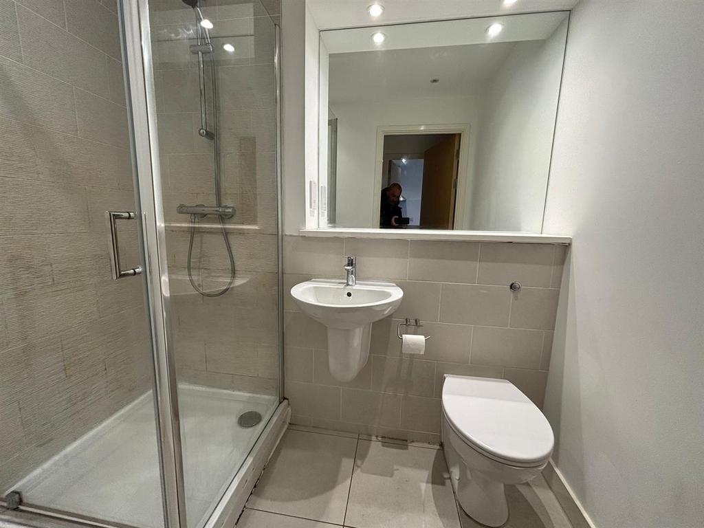 Bathroom.jpeg