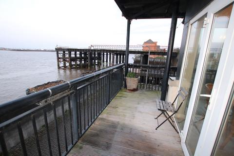 3 bedroom flat to rent, Gravesend, DA11 0DD