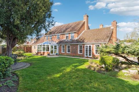 4 bedroom detached house for sale, Clifton House Close, Clifton, Shefford