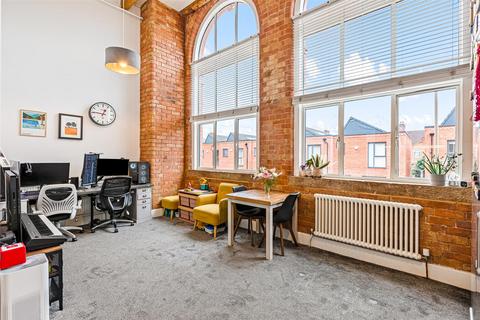 3 bedroom townhouse for sale, Cowper Street, Leicester