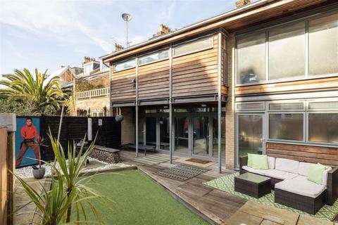 undefined, Cambridge Grove, Hove