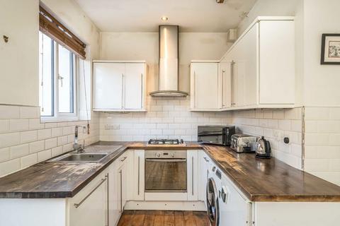 4 bedroom terraced house for sale, Crowborough Road, London SW17