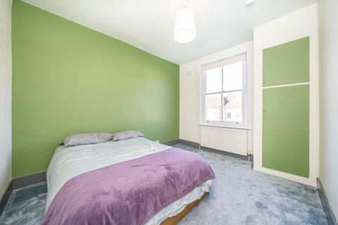 4 bedroom terraced house for sale, Crowborough Road, London SW17