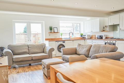 3 bedroom detached bungalow for sale, Taverham Road, Drayton, Norwich