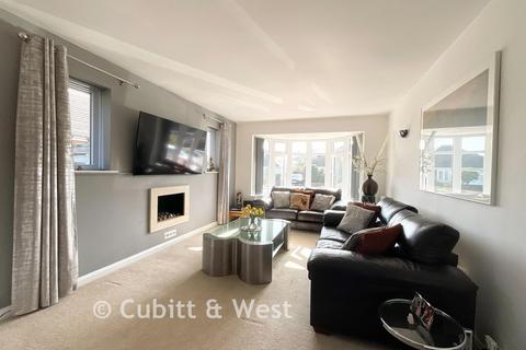 2 bedroom detached bungalow for sale, Harwood Avenue, Goring-By-Sea, Worthing, West Sussex