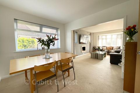 2 bedroom detached bungalow for sale, Harwood Avenue, Worthing BN12