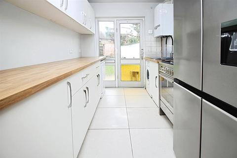 3 bedroom semi-detached house for sale, Mountfield Road, Hemel Hempstead HP2