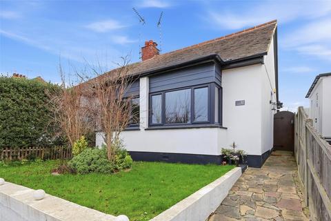 3 bedroom bungalow for sale, Shoebury Road, Thorpe Bay, Essex, SS1