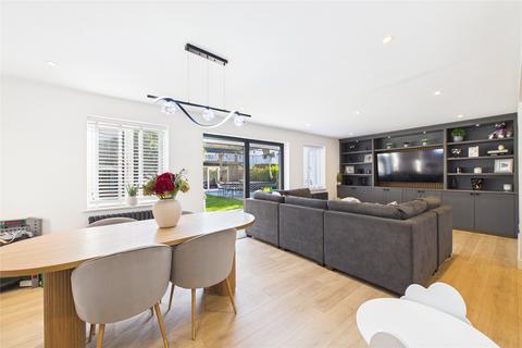 4 bedroom detached house for sale, Closeworth Road, Farnborough, Hampshire, GU14