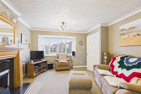 3 bedroom detached house for sale, Rowan Avenue, Beverley, HU17 9UN