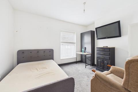 undefined, Minnies Grove, Mayfield Street, Hull,  HU3 1PE