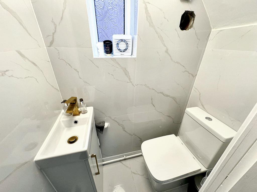 Guest wc.,