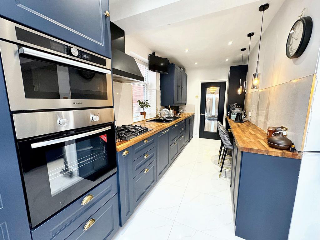 Kitchen-Dining-Family Room