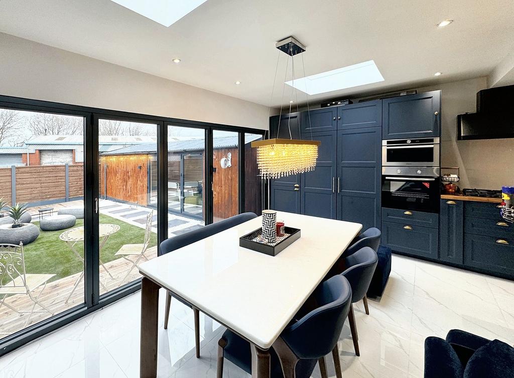 Kitchen-Dining-Family Room