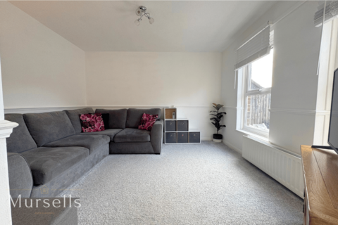 3 bedroom end of terrace house for sale, The Spinney, Poole BH16