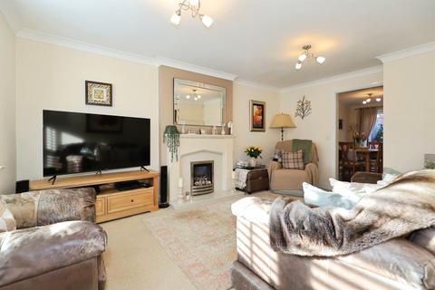 4 bedroom detached house for sale, College Road, Kidderminster