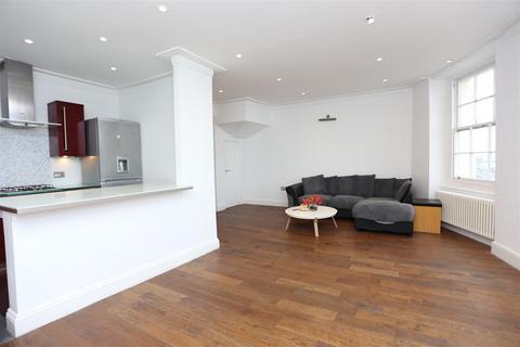 2 bedroom house to rent, Marine Parade, Brighton