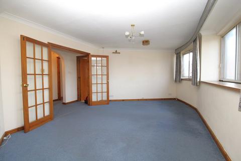 2 bedroom apartment for sale, Norton Way South, Letchworth Garden City, SG6