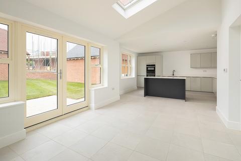 3 bedroom detached house for sale, Huntshaw Close, Houlton, Rugby