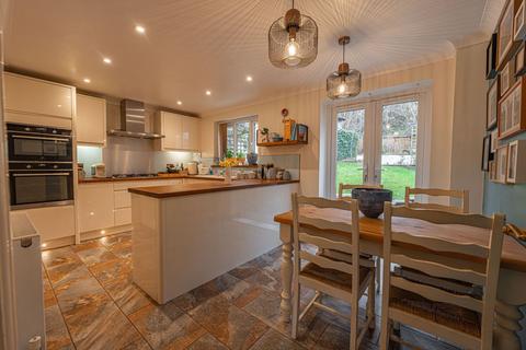 5 bedroom detached house for sale, Heol Ysgubor, Caerphilly, CF83