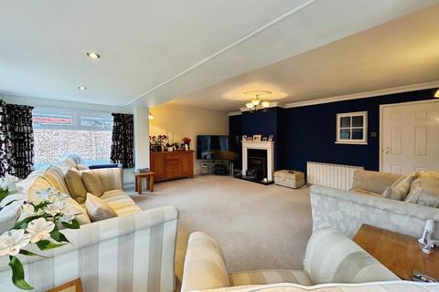 3 bedroom detached bungalow for sale, London Road, Felbridge, East Grinstead