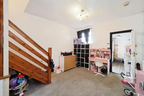 2 bedroom terraced house for sale, Chatham Street, Derby