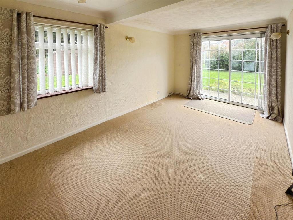 Whitton Close (9).jpg