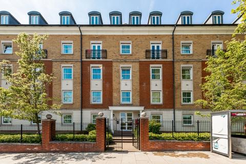 undefined, High Road London N12