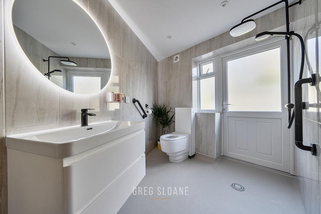 Ground floor wet room