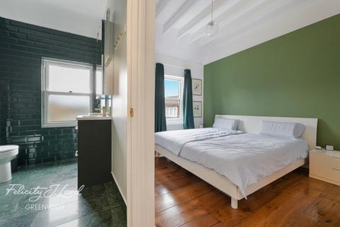 3 bedroom townhouse for sale, Robinscroft Mews, Greenwich, SE10