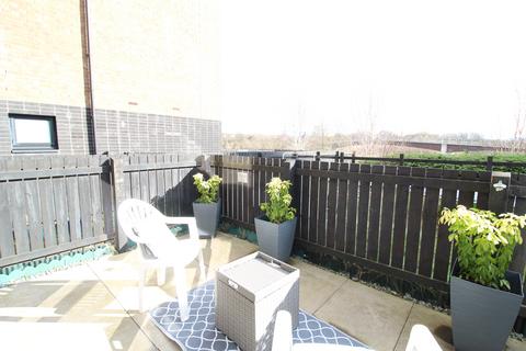 undefined, London Avenue, Glasgow, G40