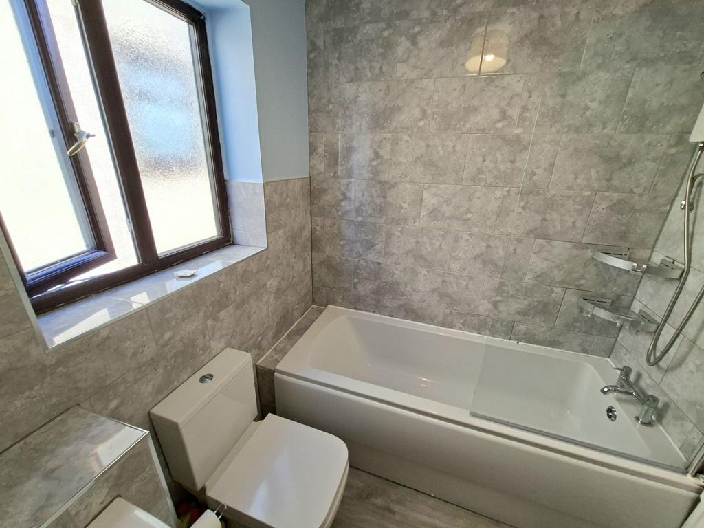 Family bathroom