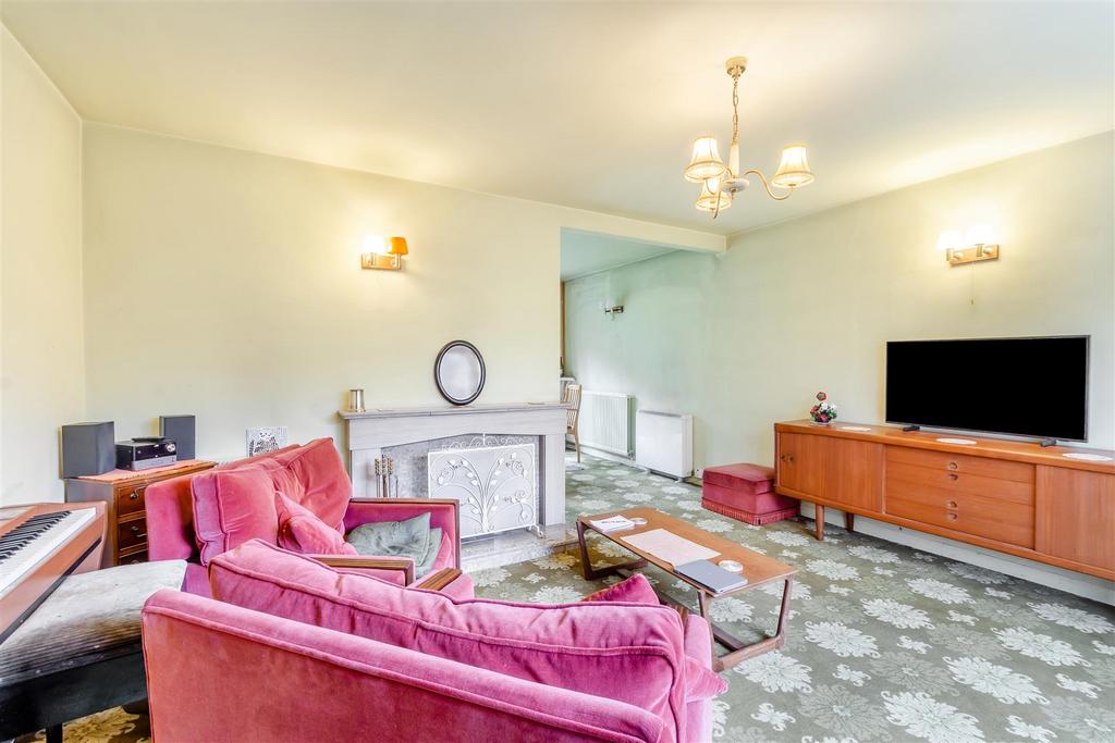 8677946-interior01.jpg