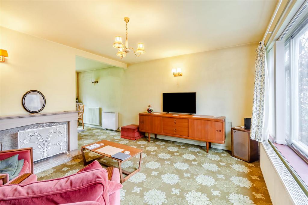 8677946-interior02.jpg