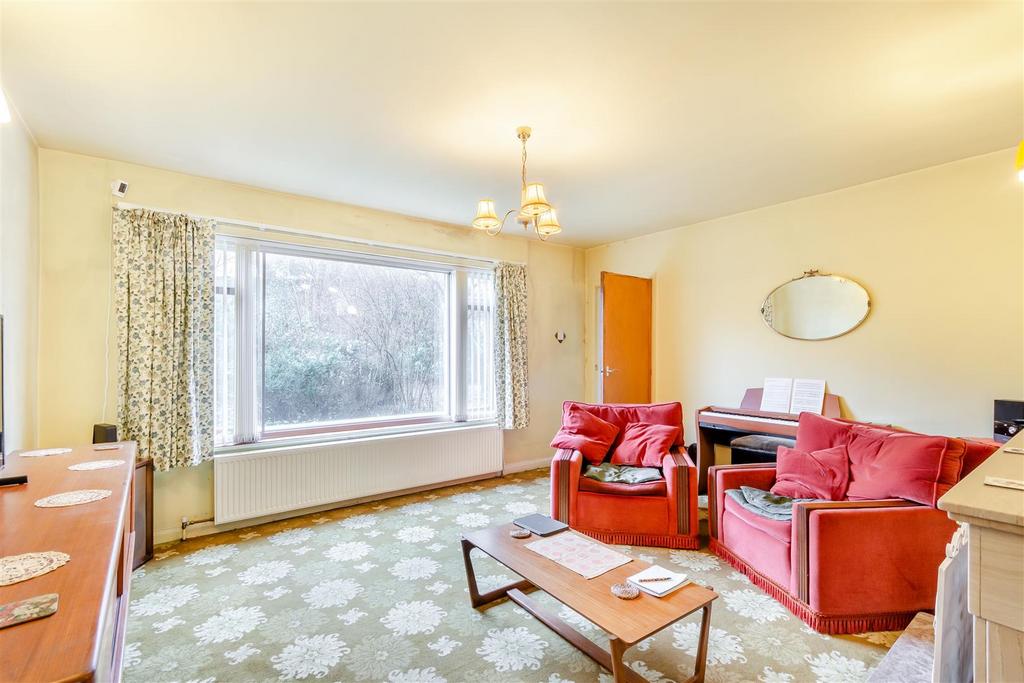 8677946-interior04.jpg
