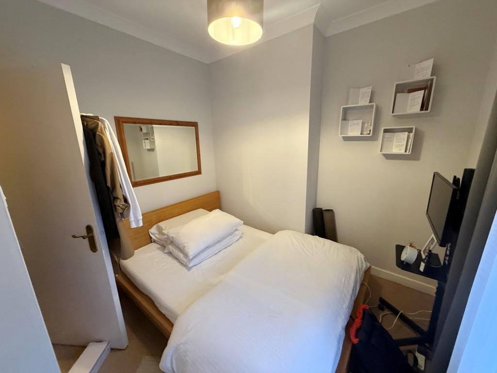 Flat 4 bedroom