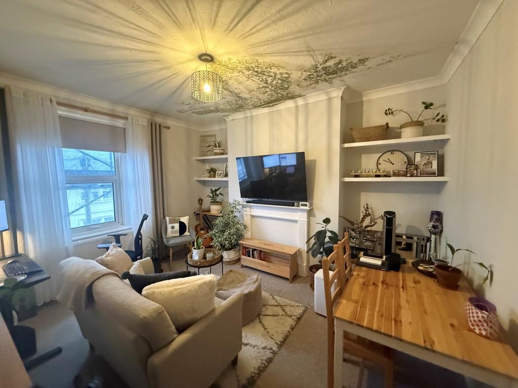 Flat 4 living room