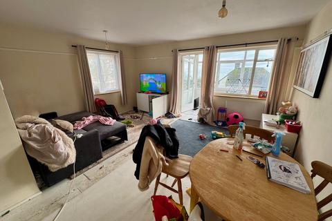 2 bedroom flat for sale, 1 Bayle Court, The Parade, Folkestone, Kent
