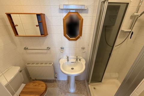 5 bedroom end of terrace house for sale, 59 Canterbury Road, Margate, Kent