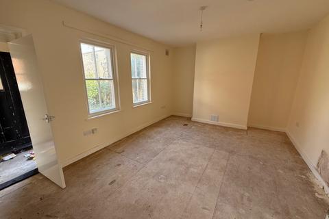3 bedroom end of terrace house for sale, 5 Angel Gate, Harwich, Essex