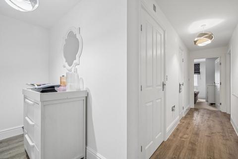 2 bedroom apartment for sale, Grange Road, Gerrards Cross SL9